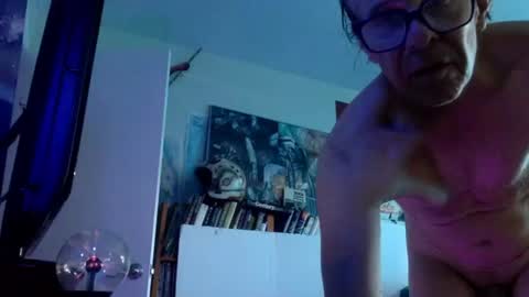 Bottomboo7 online show from July 20, 1:02 pm