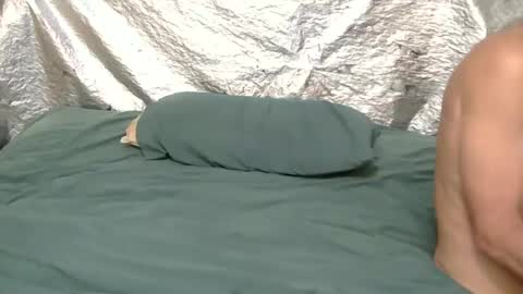 bottomdaddyforyou925375 online show from February 9, 1:22 am