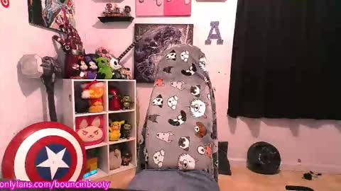 Pumpkin Butt online show from November 6, 5:25 pm