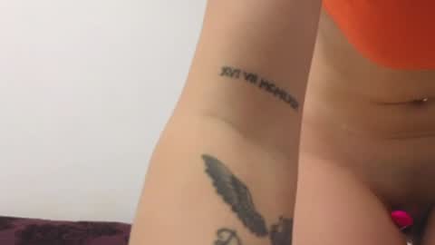 Snapshot of bouncingb00bs chatting on February 26, 11:09 am Gianna online show from February 26, 11:09 am