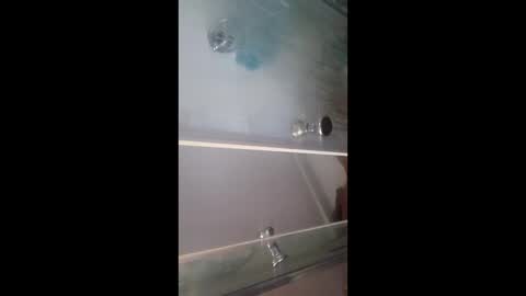 bouncybronze online show from September 12, 9:59 pm