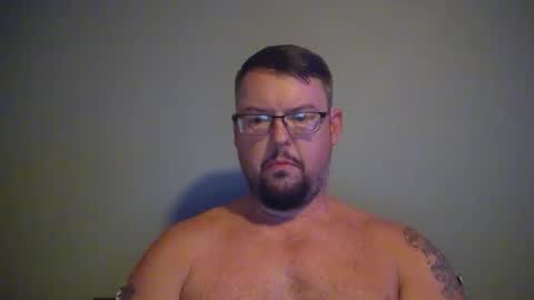 bowtieguy84 online show from September 15, 1:49 am