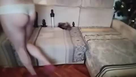 Snapshot of boy7oyy chatting on December 25, 3:38 pm Bes7assquirt online show from December 25, 3:38 pm