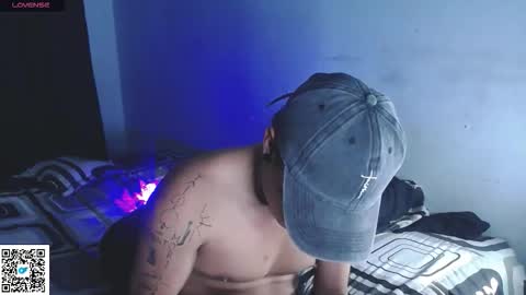 boy_nauthy online show from September 26, 6:39 am