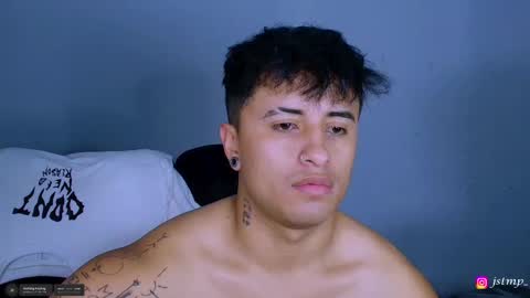 boy_nauthy online show from November 16, 7:08 pm