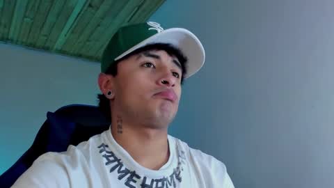 Snapshot of boy_nauthy chatting on March 26, 1:17 pm boy_nauthy online show from March 26, 1:17 pm