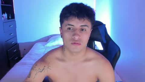 Snapshot of boy_nauthy chatting on April 12, 11:32 pm boy_nauthy online show from April 12, 11:32 pm