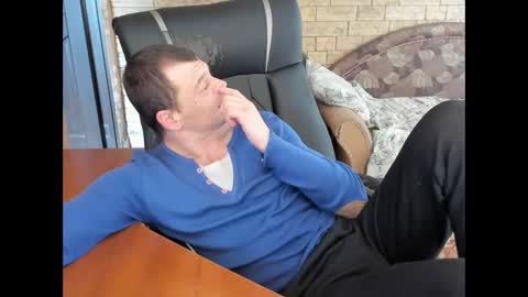 BoyApollon online show from March 2, 11:17 am