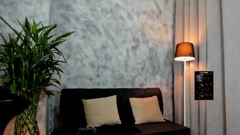 boyc02_ online show from February 24, 11:03 pm