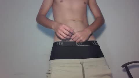 Tommy - OnFns  tommy  874 online show from January 19, 3:54 am