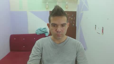 Snapshot of boydick22cm chatting on December 2, 12:43 pm boydick22cm online show from December 2, 12:43 pm