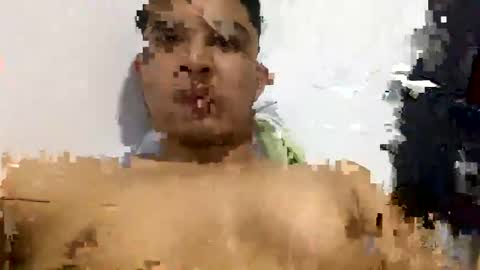 Snapshot of boyfit2023 chatting on March 5, 4:36 pm boyfit2023 online show from March 5, 4:36 pm