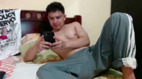 Snapshot of boyfit2023 chatting on March 30, 9:38 pm boyfit2023 online show from March 30, 9:38 pm