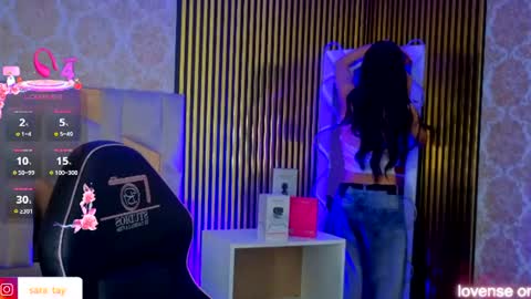 boyfox_tay online show from June 9, 4:02 am