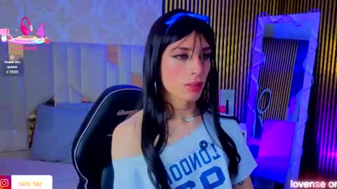 boyfox_tay online show from June 24, 4:22 am