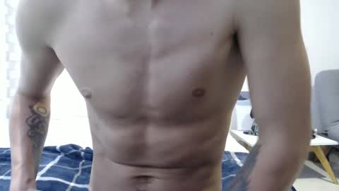 Snapshot of boyfriend_fuckme chatting on February 4, 8:49 pm Felipe online show from February 4, 8:49 pm