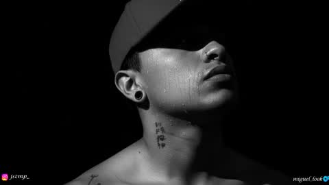 miguel  online show from October 6, 10:29 pm