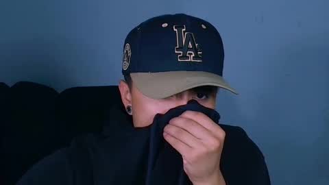 miguel  online show from November 20, 7:57 pm