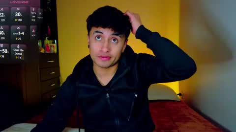 Snapshot of boylatin_777 chatting on July 12, 6:15 am miguel online show from July 12, 6:15 am