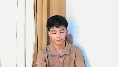 HI IM JAMES DONT FORGET GIVE ME THUMBS UP AND JOIN TO MY FANCLUB online show from June 12, 1:37 am