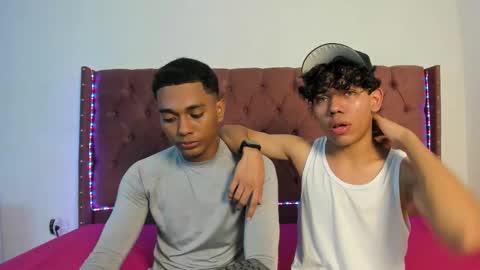 Snapshot of boys_hotparty chatting on January 14, 1:11 am ALEX - TAYLER -MIKE online show from January 14, 1:11 am