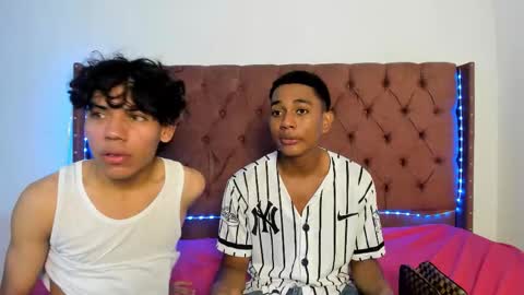 Snapshot of boys_hotparty chatting on February 1, 1:04 am ALEX - TAYLER -MIKE online show from February 1, 1:04 am