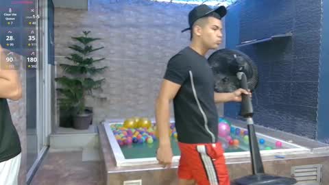 Angelo Mark Fernando Taylor online show from October 23, 11:31 am