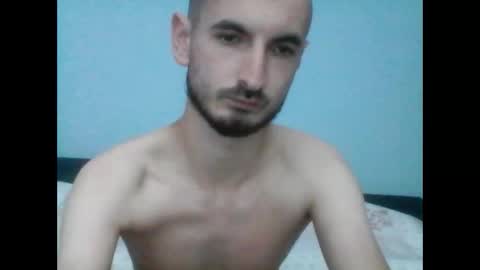 Snapshot of boyshark chatting on May 17, 8:01 am Nedyalko online show from May 17, 8:01 am