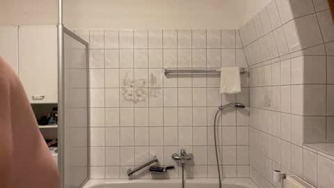 boytoyhh online show from December 15, 10:03 pm