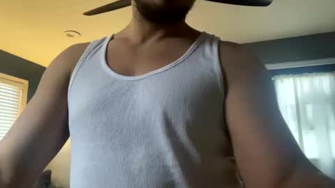 boytoy8969 online show from December 20, 1:43 pm