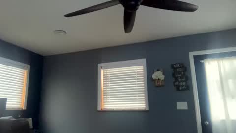 boytoy8969 online show from December 23, 9:18 pm