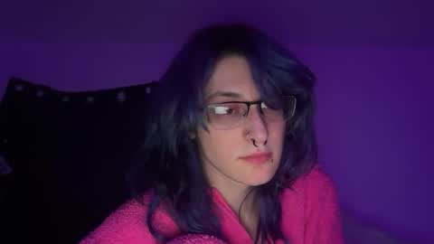 Snapshot of boywithbug chatting on February 23, 5:16 am boywithbug online show from February 23, 5:16 am