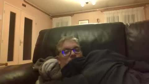 bozo81 online show from October 15, 5:13 pm