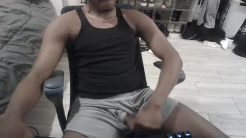 Snapshot of bquen400 chatting on September 27, 2:27 am bquen400 online show from September 27, 2:27 am