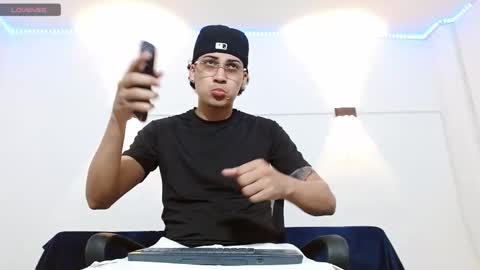 Brandon online show from November 1, 7:49 pm