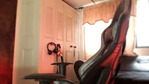 bra_c online show from July 26, 5:53 pm