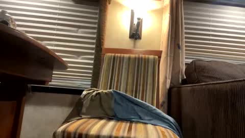 braboy4 online show from November 18, 8:19 am