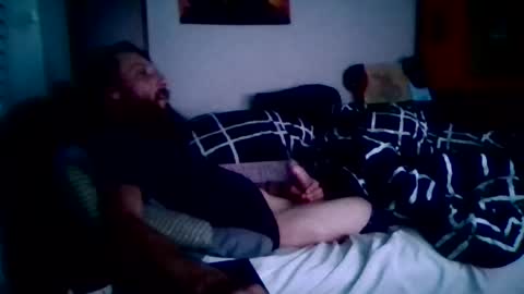 Snapshot of brad1989musiclife chatting on July 4, 10:54 am GuitarBrad1989 online show from July 4, 10:54 am