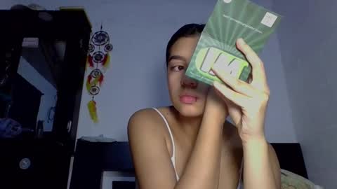 Snapshot of brad_and_emma293215 chatting on February 26, 6:40 pm brad_and_emma293215 online show from February 26, 6:40 pm