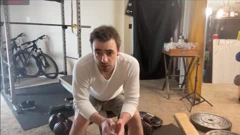 Snapshot of brad_bounce chatting on January 10, 4:03 am Brad Ballsy online show from January 10, 4:03 am