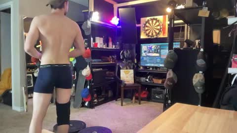 Snapshot of brad_bounce chatting on April 9, 1:16 am Brad Ballsy online show from April 9, 1:16 am