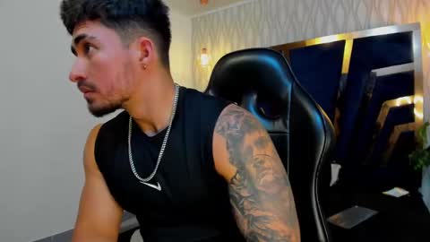 Snapshot of brad_summer chatting on September 25, 5:27 pm brad summer online show from September 25, 5:27 pm