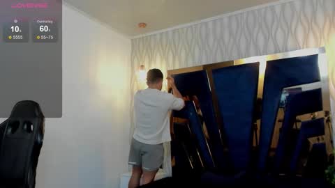 Snapshot of brad_summer chatting on October 17, 5:26 pm brad summer online show from October 17, 5:26 pm