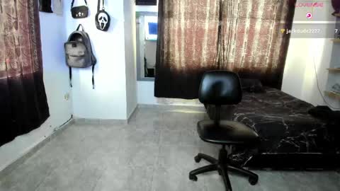 Snapshot of bradley_strong_ chatting on March 8, 4:22 pm Bradley Strong online show from March 8, 4:22 pm