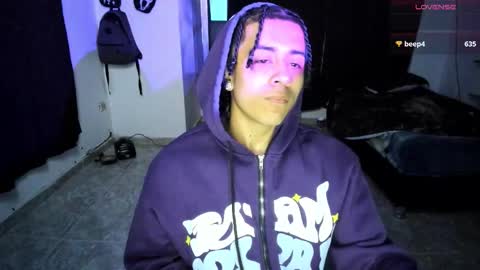 Snapshot of bradley_strong_ chatting on March 11, 6:08 am Bradley Strong online show from March 11, 6:08 am