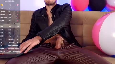 Bradley Colton Independ Model online show from December 23, 5:32 pm
