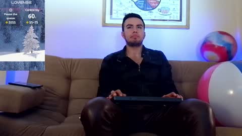 Bradley Colton Independ Model online show from January 14, 1:17 pm