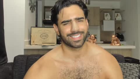 bradleymartin7 online show from December 23, 2:24 am