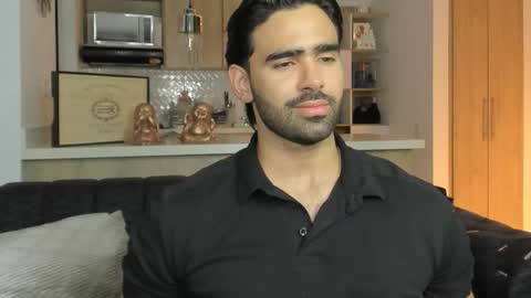 bradleymartin7 online show from October 24, 3:25 am