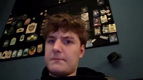 bradleyvandergrift3 online show from February 9, 5:50 pm